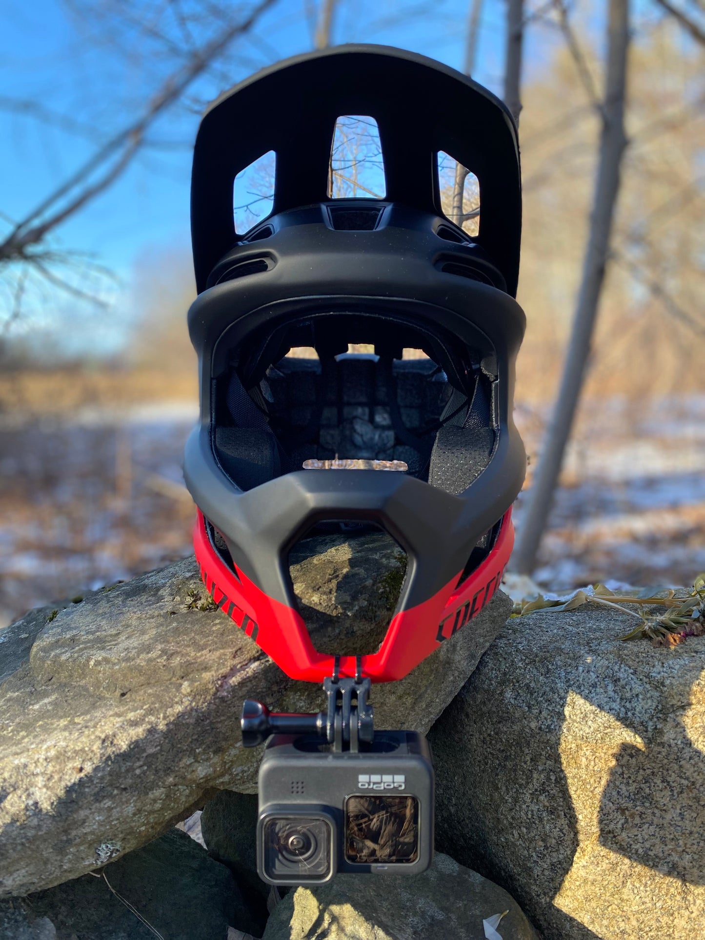 Specialized Gambit - GoPro Chin Mount for Full Face Mountain Bike (MTB) Helmet